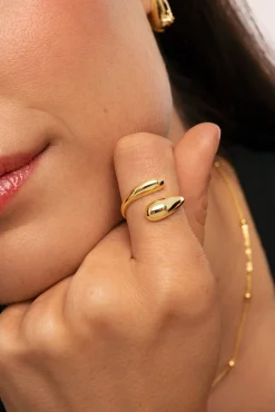 Abbraccio Gold Plated Ring