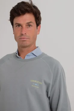 Aproveite o sweatshirt agora lavado