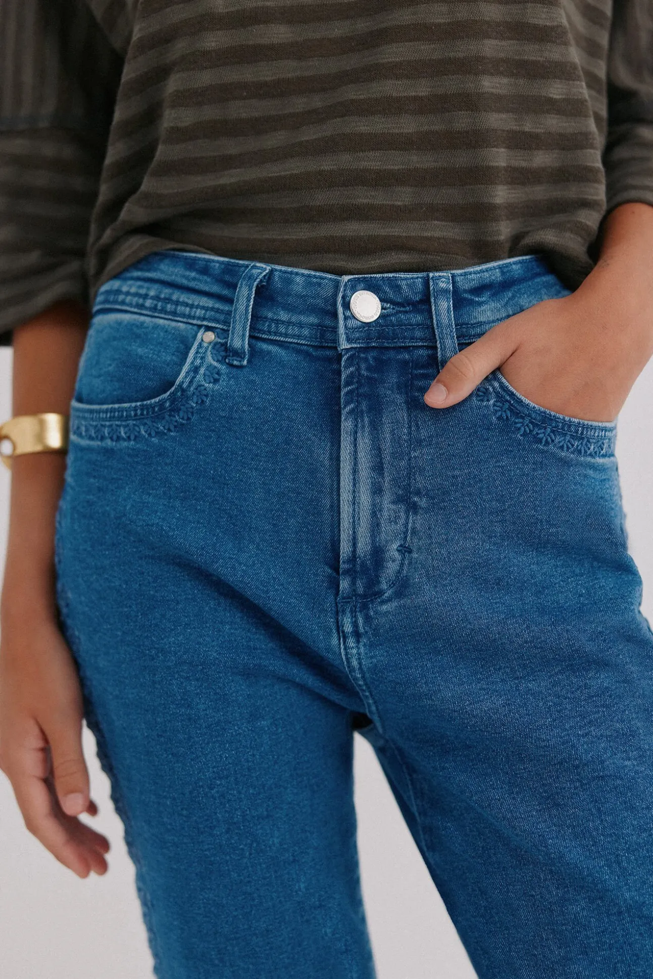 Bernadete. Calça jeans bootcut