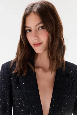 Blazer ajustado com lantejoulas