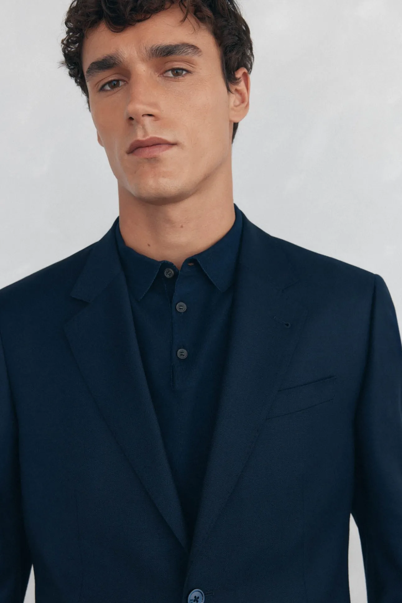 Blazer estilo olho de pássaro com dois elásticos e corte slim