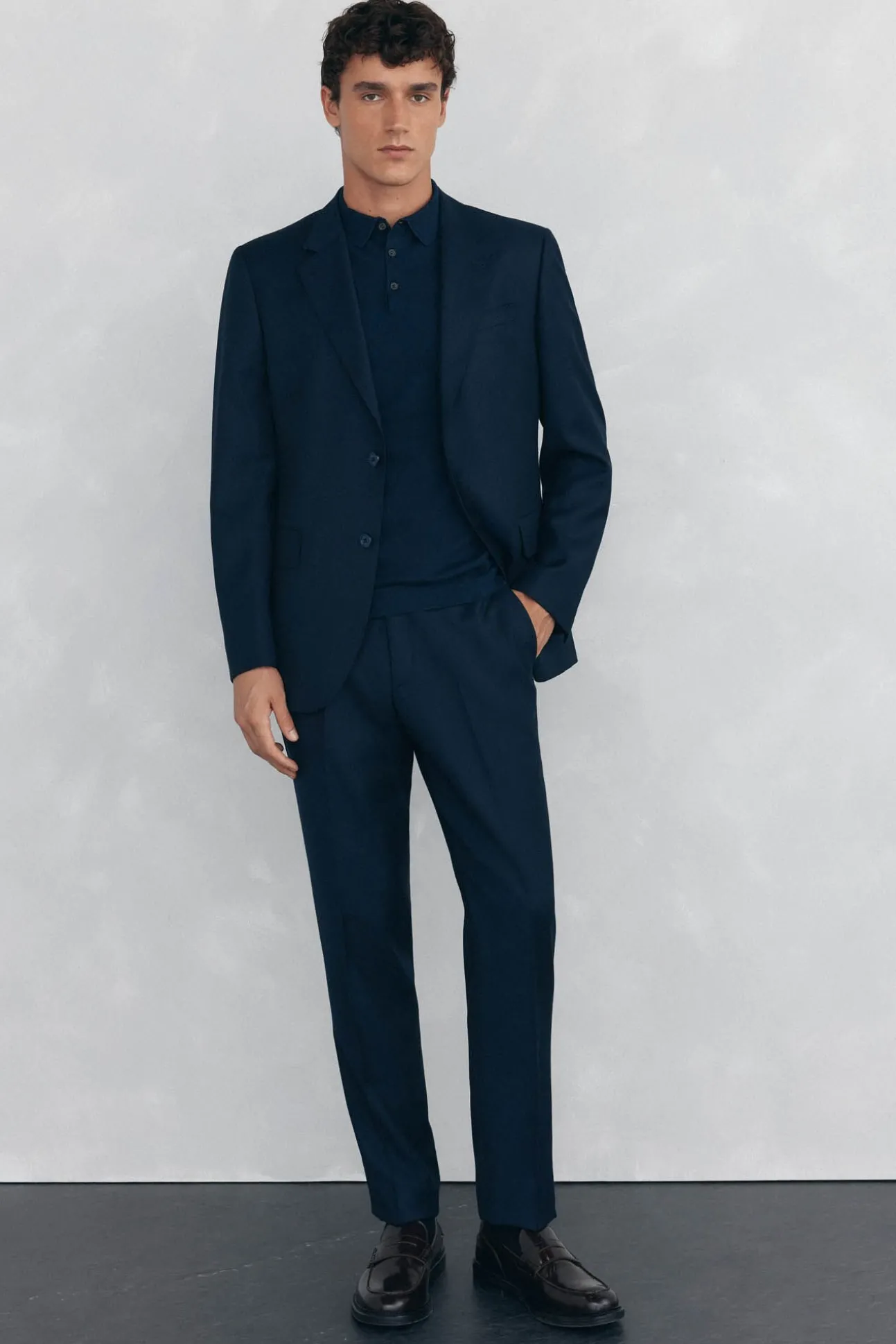 Blazer estilo olho de pássaro com dois elásticos e corte slim
