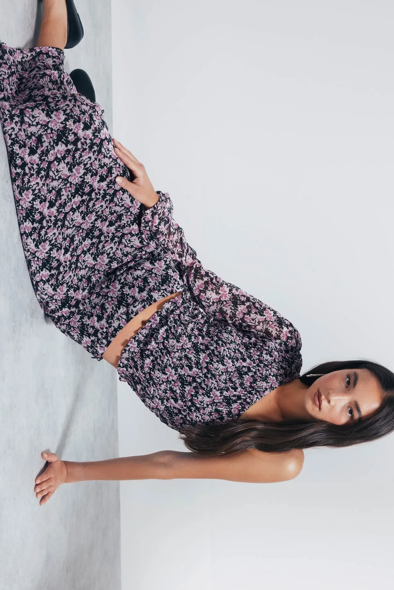 Blusa assimétrica tipo bata