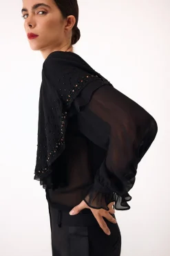 Blusa capa bordada