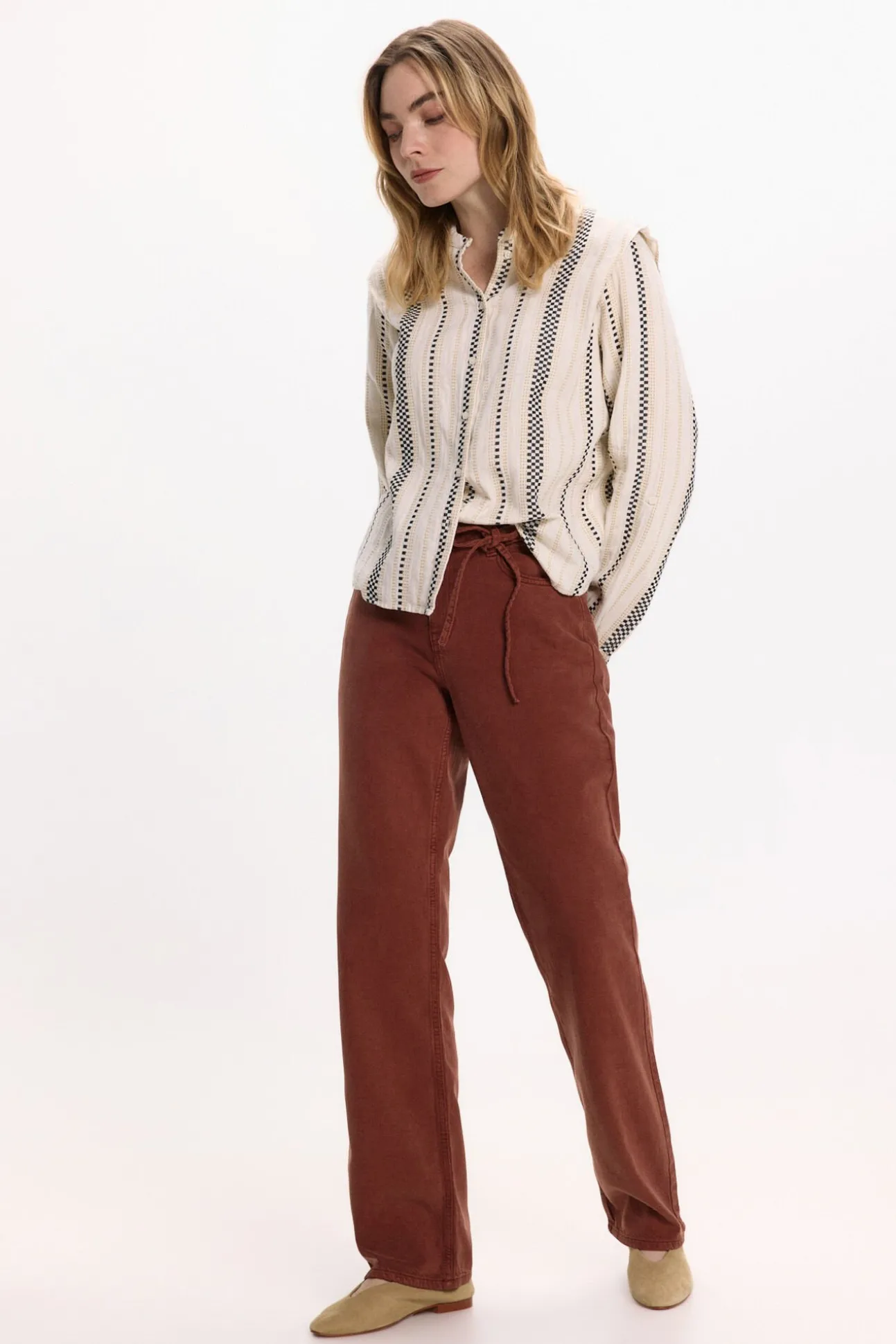 Blusa com bordado de algodão