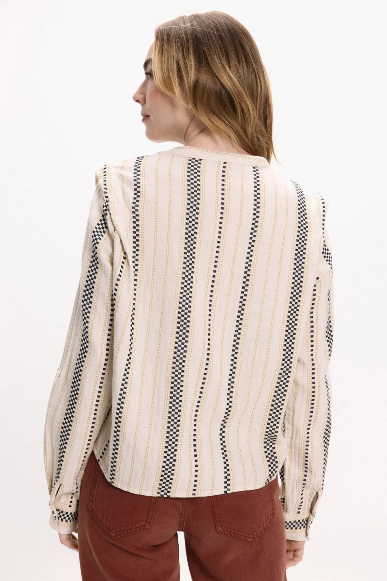 Blusa com bordado de algodão