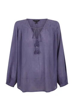 Blusa com borlas