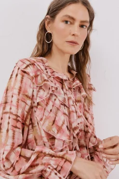 Blusa com folho na frente