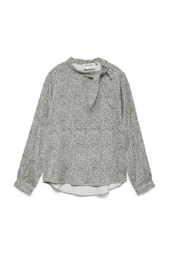 Blusa com laçada