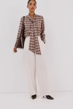Blusa com laço estampa xadrez