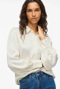 Blusa de cetim de manga manga