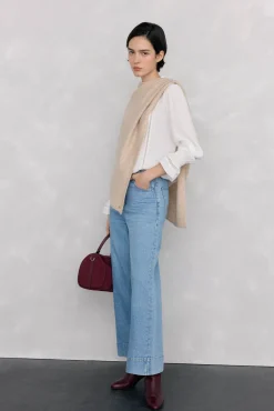 Blusa de chiffon com renda