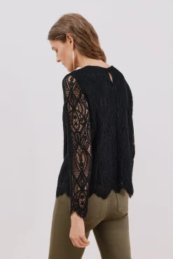 Blusa de guipura de manga comprida