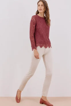 Blusa de guipura de manga comprida
