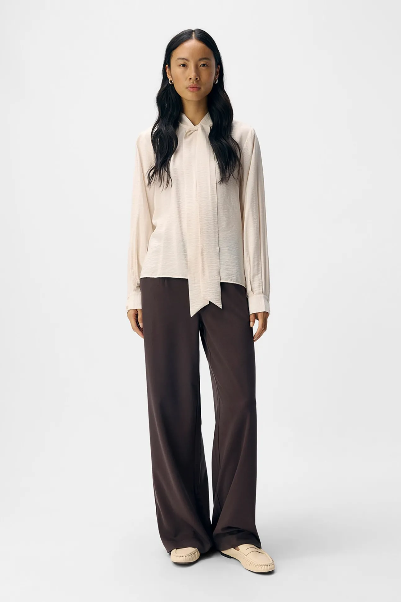 Blusa de laço de viscose