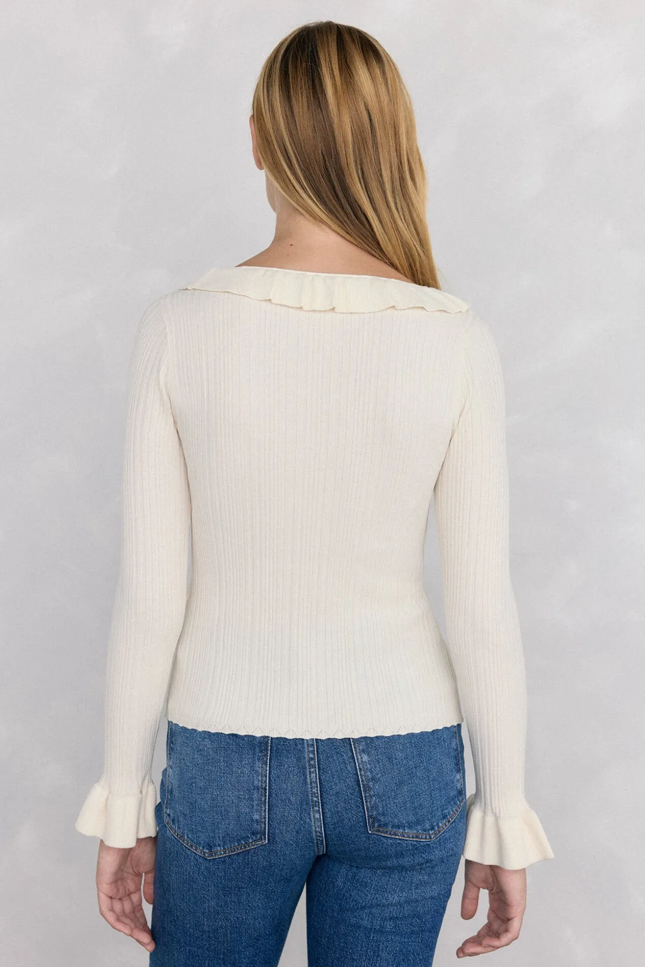 Blusa de malha com folho