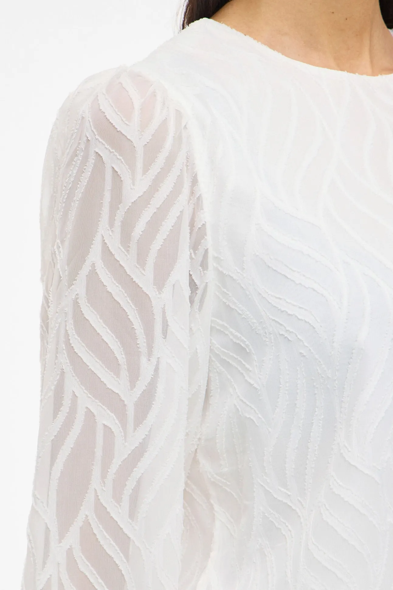 Blusa de manga comprida com gola redonda