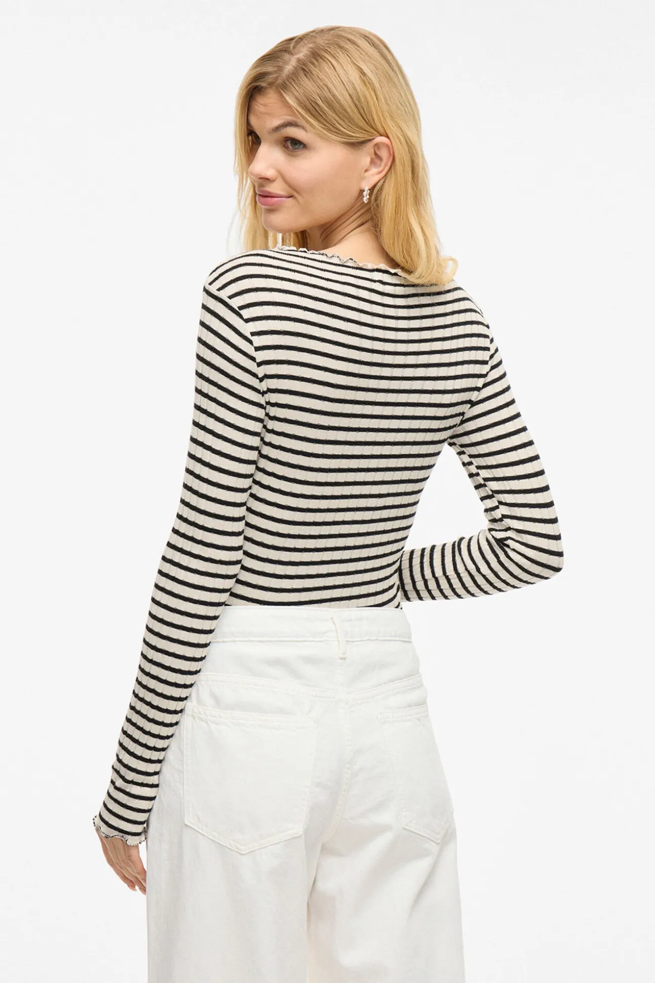 Blusa de manga comprida com vivo