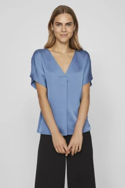 Blusa de manga curta acetinada
