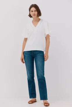 Blusa de renda com babados