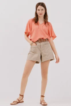 Blusa de renda com babados
