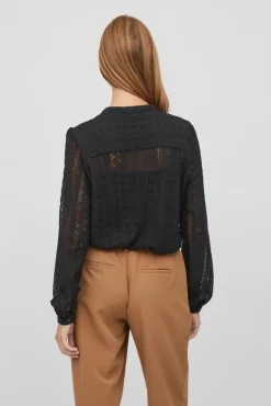 Blusa de renda com manga comprida