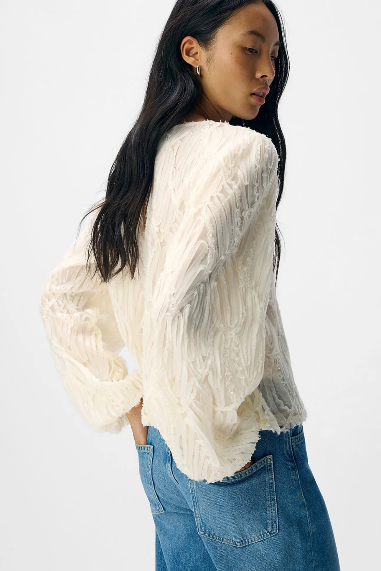 Blusa de tecido texturizado