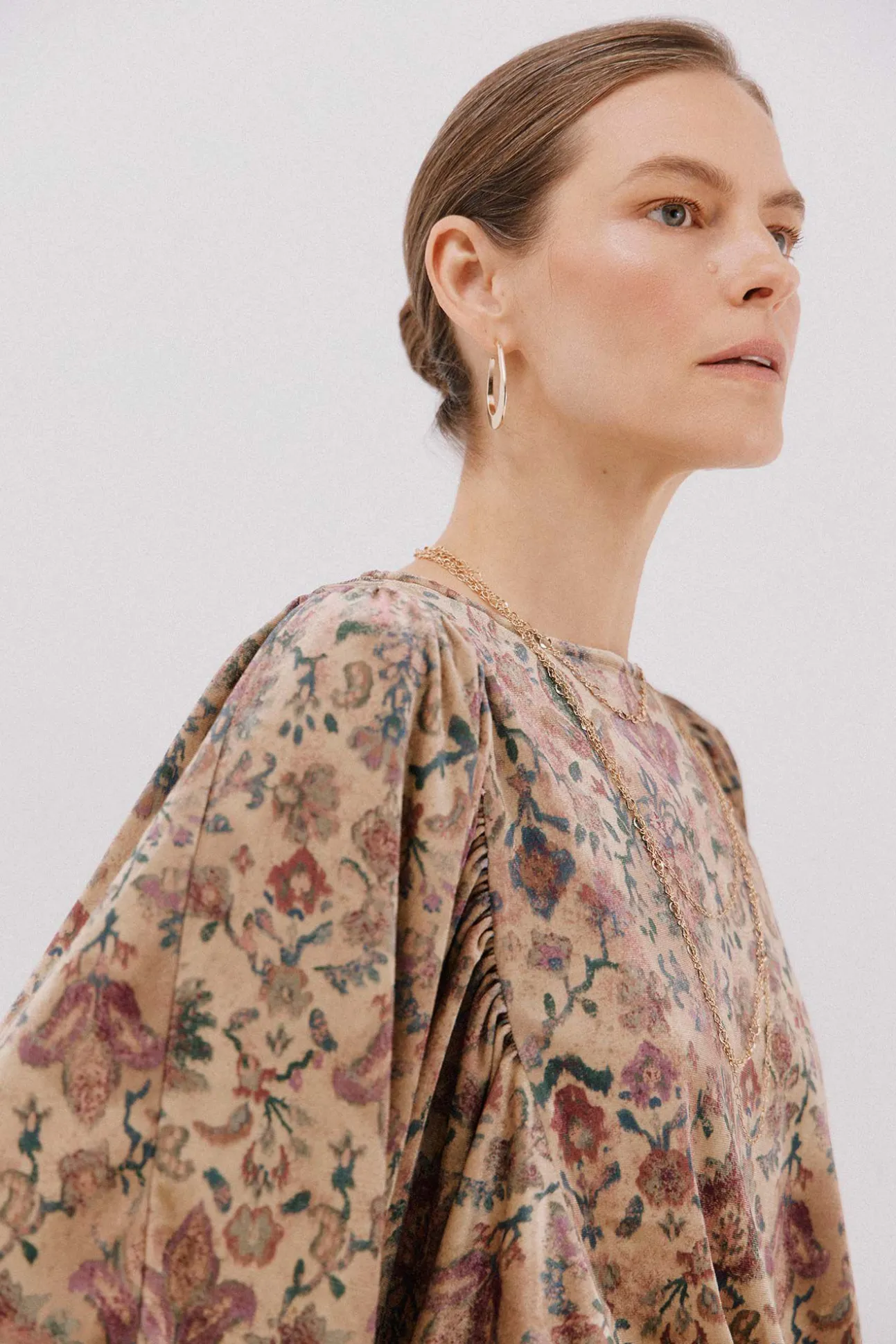 Blusa de veludo estampada