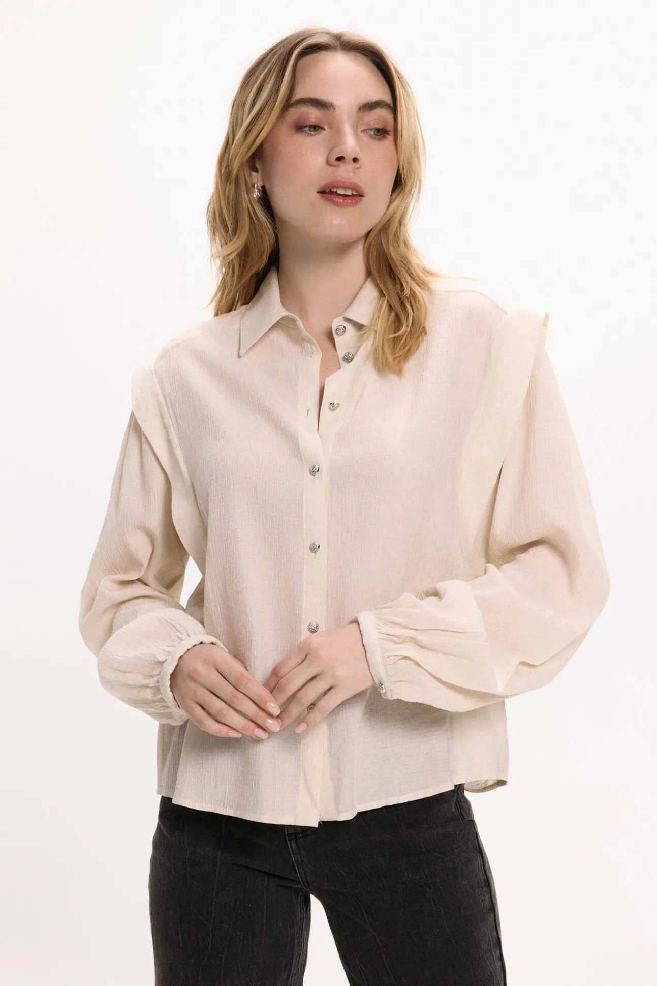 Blusa de viscose com detalhes em lurex