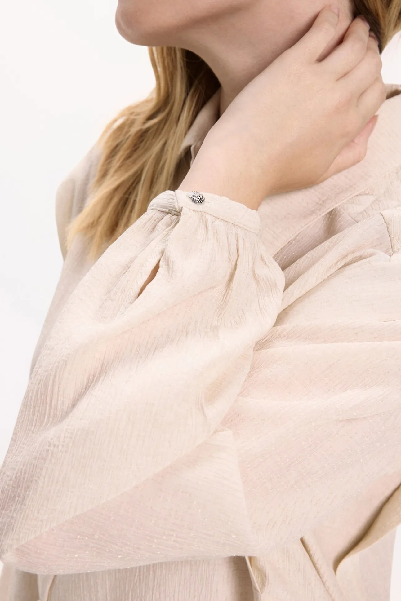 Blusa de viscose com detalhes em lurex