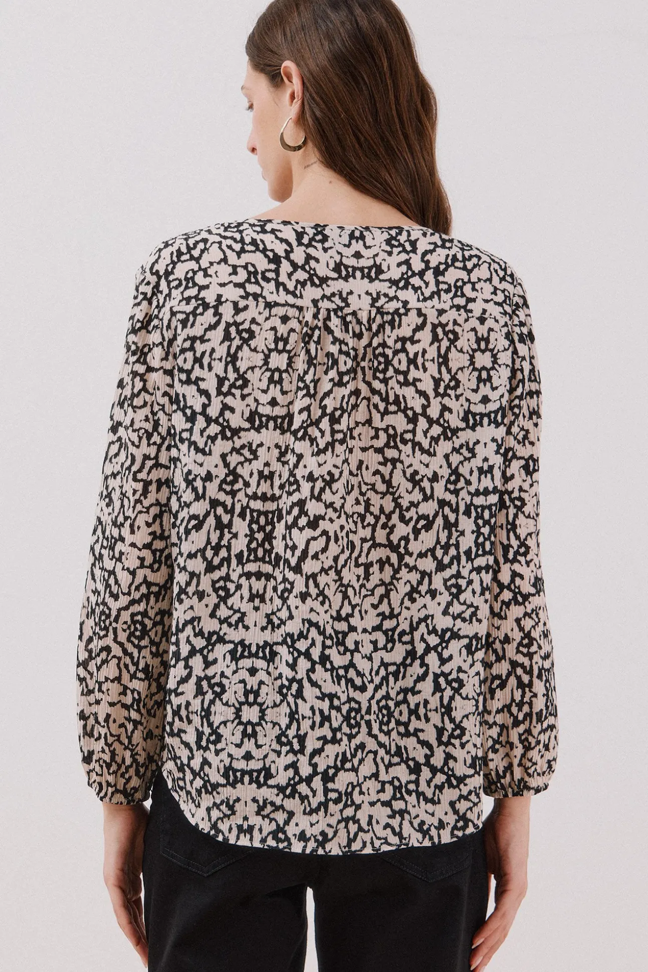 Blusa gola redonda