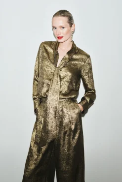 Blusa laço efeito dourado