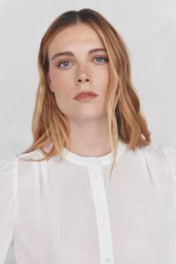 Blusa lisa e solta