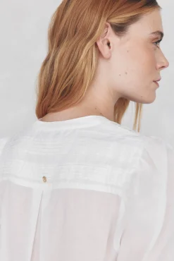 Blusa lisa e solta