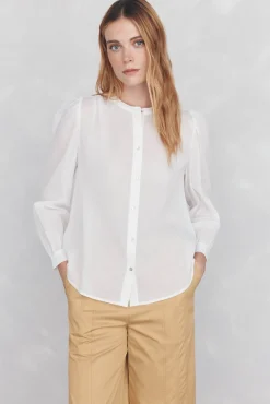 Blusa lisa e solta