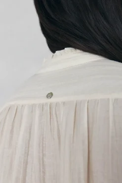 Blusa lisa e solta