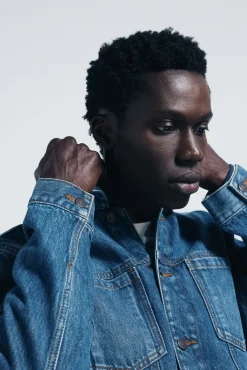 Blusão denim básico