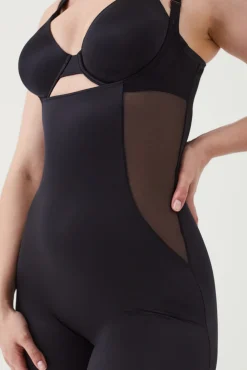 Body calça abaixo do peito tule e cetim Shaping cetim