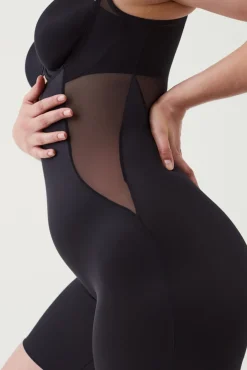 Body calça abaixo do peito tule e cetim Shaping cetim