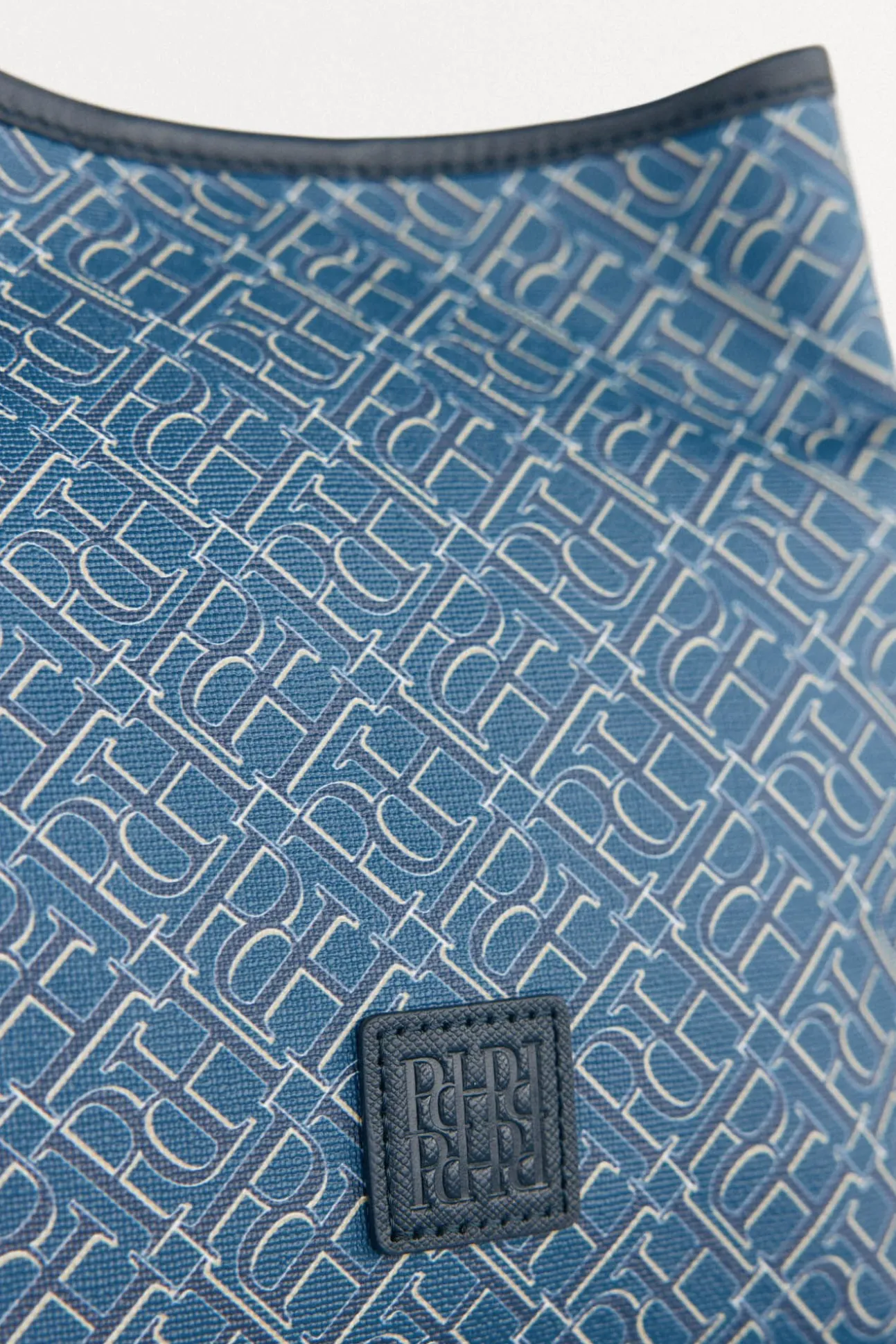 Bolsa balde com alça alça monograma
