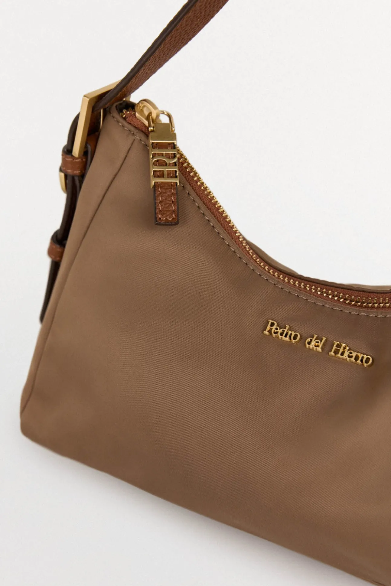 Bolsa de ombro de nylon com fecho-éclair