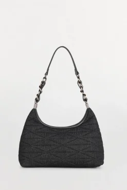 Bolsa hobo acolchoada com alça de pele e corrente
