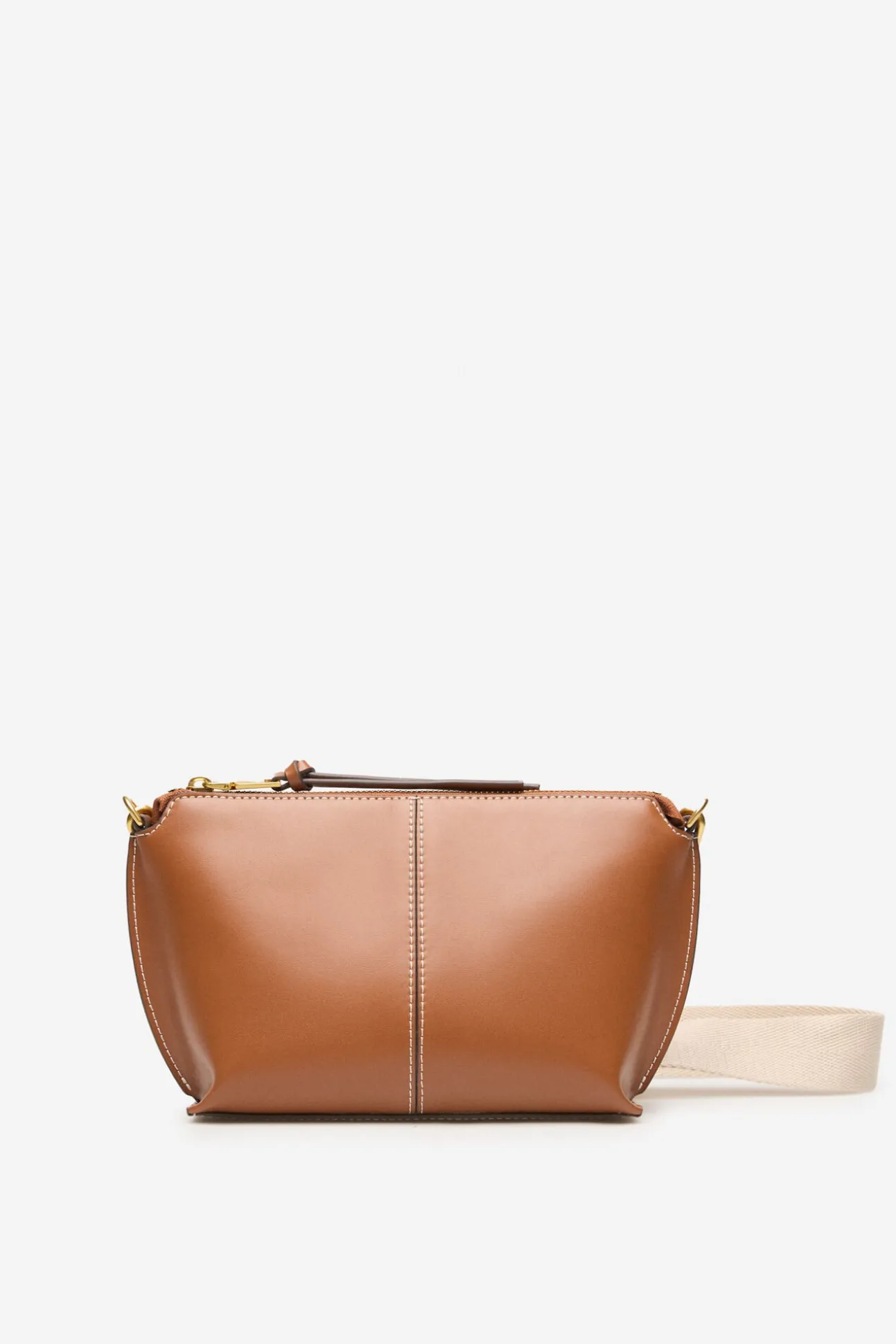 Bolsa tiracolo básica com costura