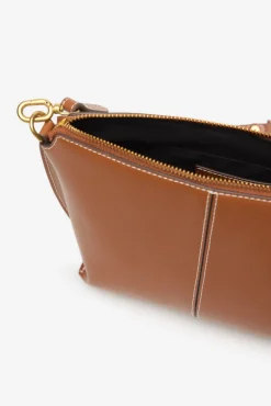 Bolsa tiracolo básica com costura
