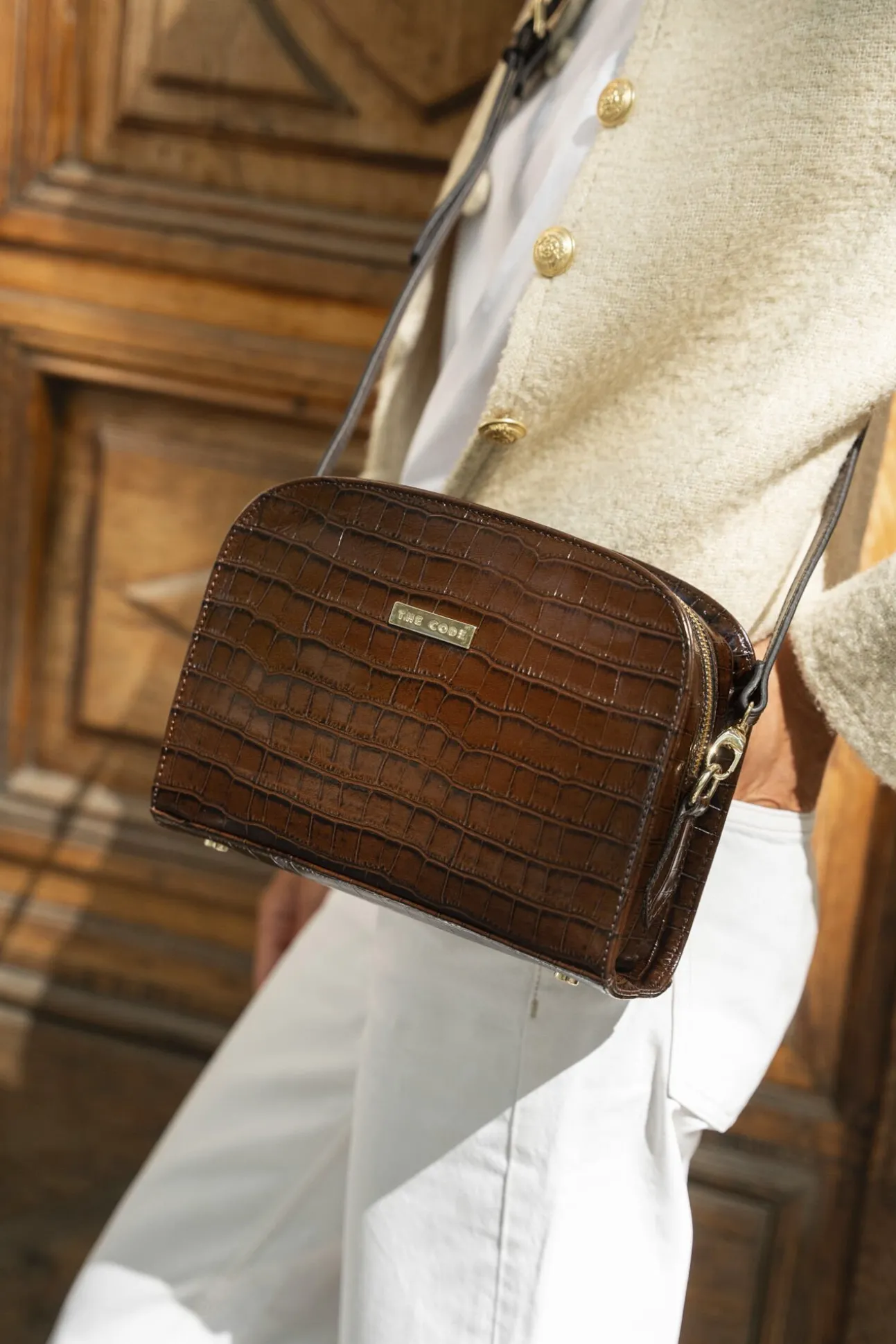 Bolsa tiracolo Cassandra chocolate