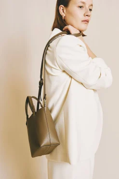 Bolsa tote Isak S de pele