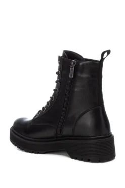 Bota de amarrar