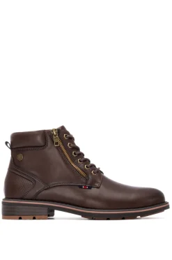 Bota de amarrar