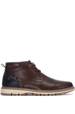 Bota de amarrar