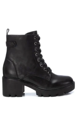 Bota de amarrar